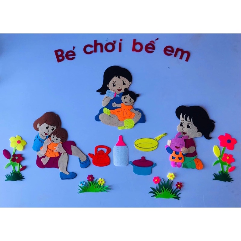 Góc Nỉ Bé Chơi Bế Em ( Tranh Trang Trí Trường Lớp Nhà Trẻ )