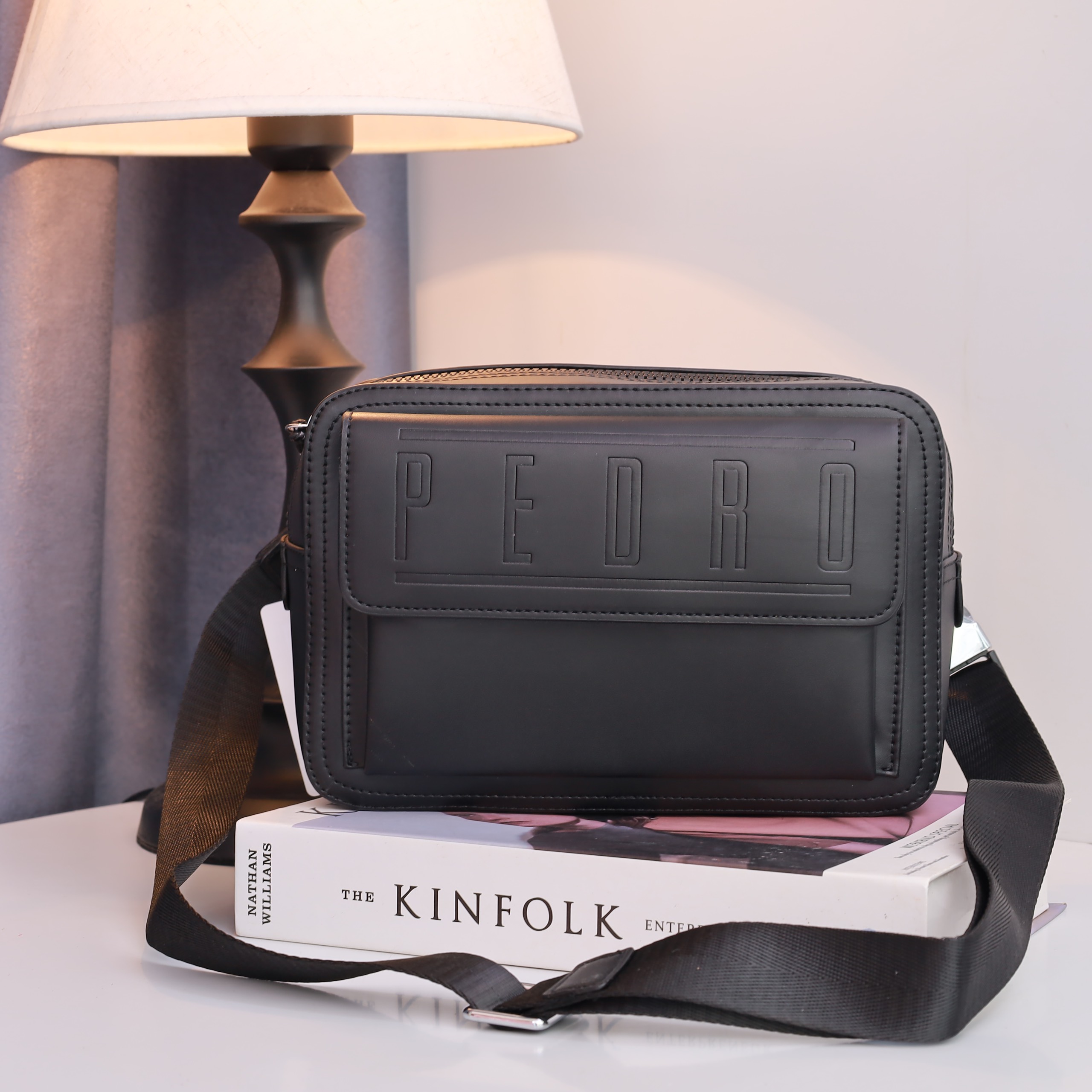 Túi đeo chéo nam pe dro siêu hot hàng auth tuồn