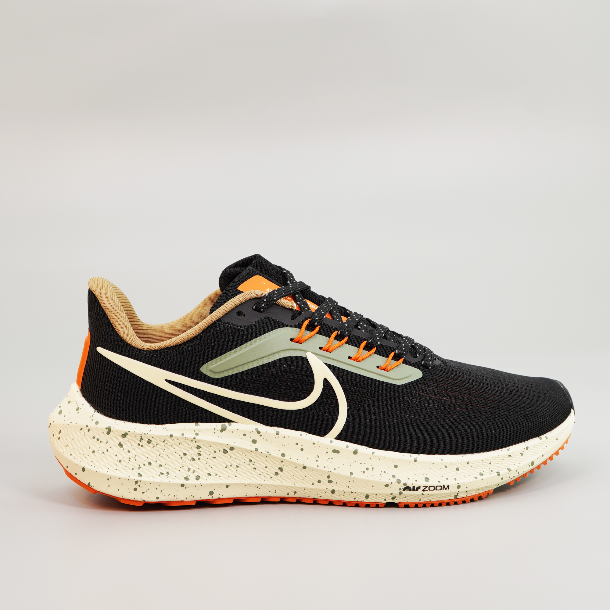 Giày Nike Pegasus 39 Black Orange trọng lượng nhẹ , mang êm và nảy