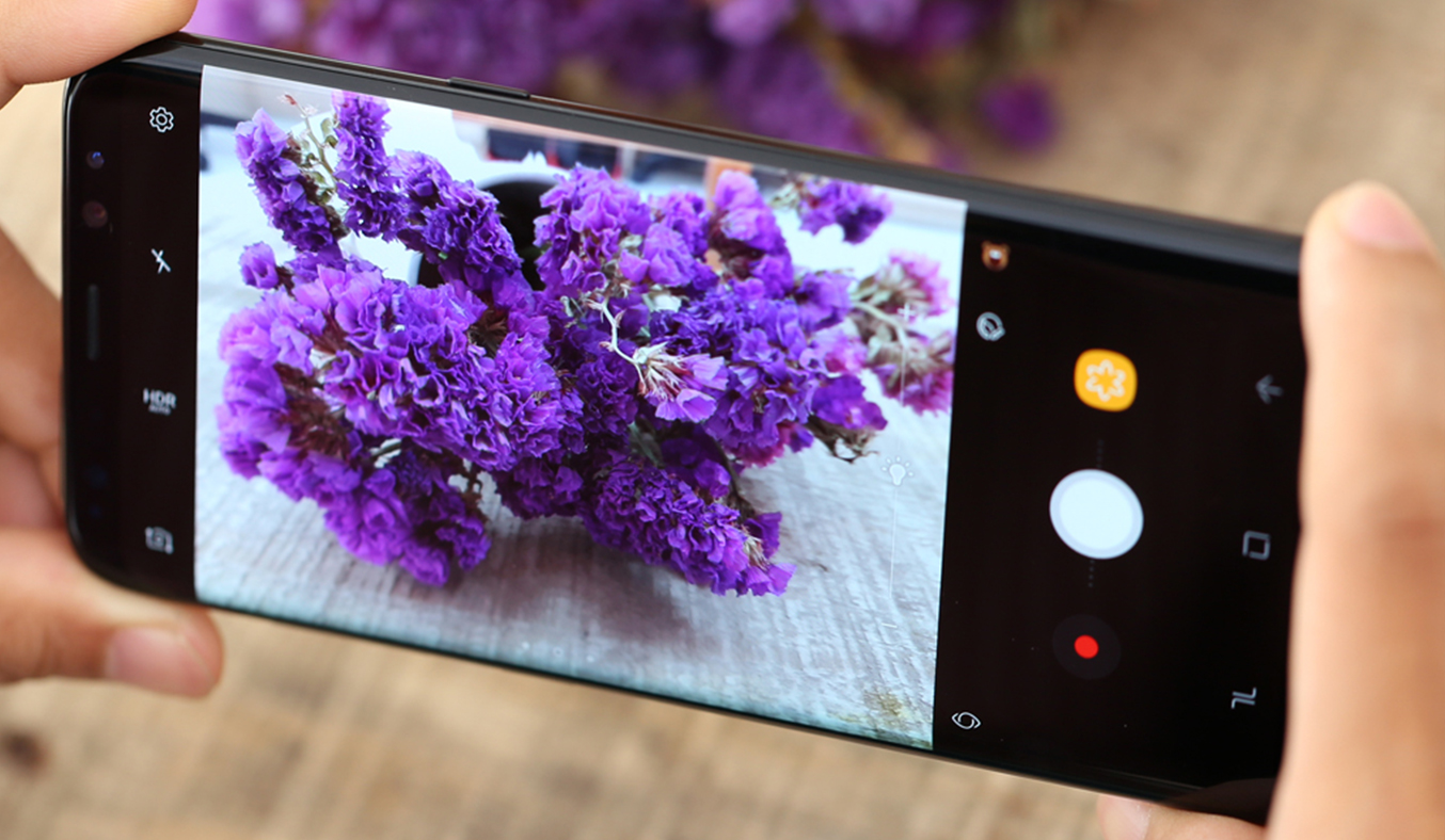 Điện Thoại Samsung Galaxy S8 Bản Hàn 2Sim Ram 4Gb/64Gb Mới Màn hình vô cực tàn viền Màn hình: Super AMOLED, 5.8", Quad HD+ (2K+)/ CPU: Exynos 8895 8  yên tâm mua sắm tại fpt mobile shop  (giao ngẫu nhiên 1 sim/2 sim)( màn ám hoặc lưu ảnh)