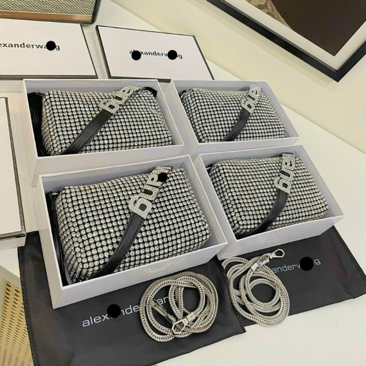 Túi xách nữ đeo chéo đeo vai WA.NG full box đá sáng lấp lánh size 17 cm vừa điện thoại .t52