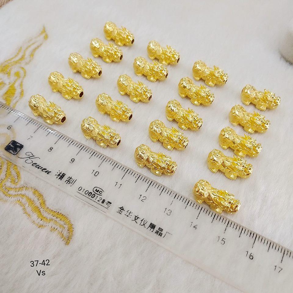 Charm tỳ hưu vàng 10k CH2