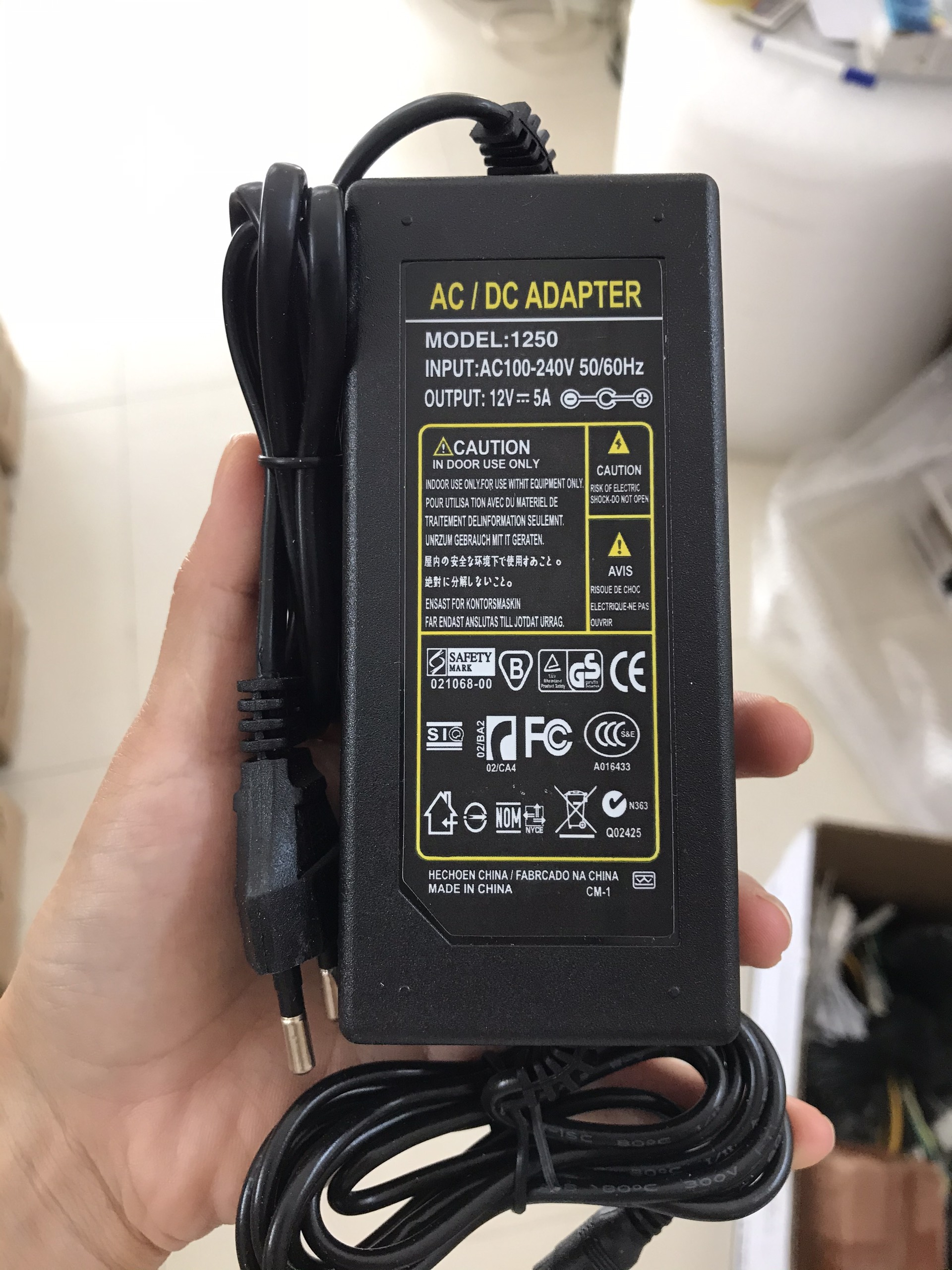 {Đủ Công Suất} Nguồn led 12V 5A Bộ đổi nguồn điện 220v sang 12V-5A (DC) (Nhựa) - Bộ Adapter Chuyển Nguồn 12v 5A