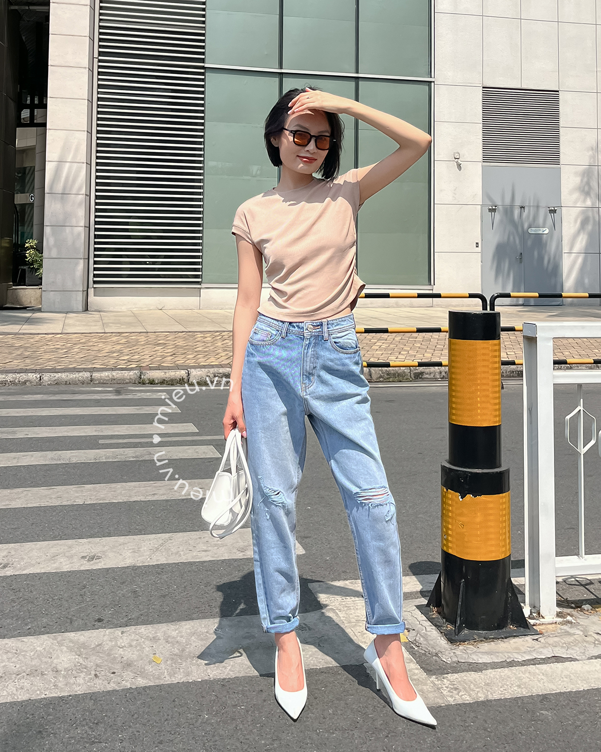 Áo thun nữ kiểu basic nhún hai bên eo mieu - kj04