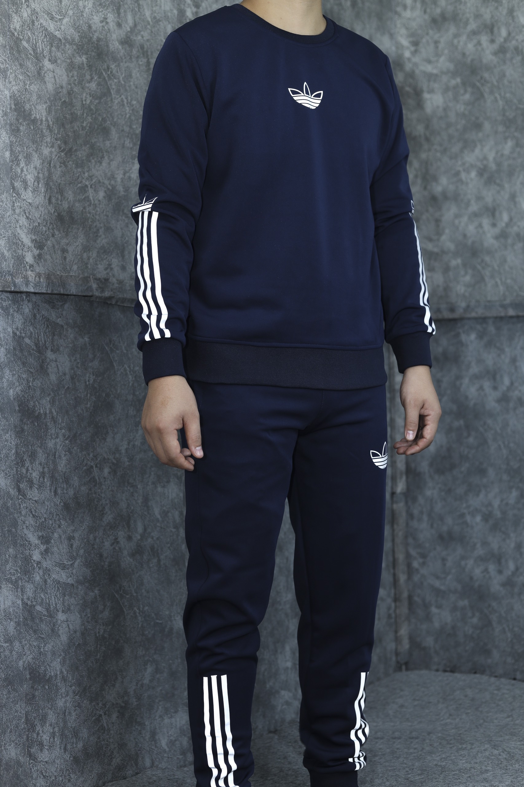 Bộ Adidas Nam Cổ Tròn Giá Rẻ Tháng 8,2023|Biggo Việt Nam