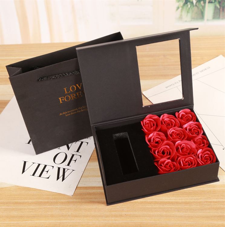Hộp hoa sáp 12 bông hoa hồng khay đựng son (hoa này thơm nức mũi)