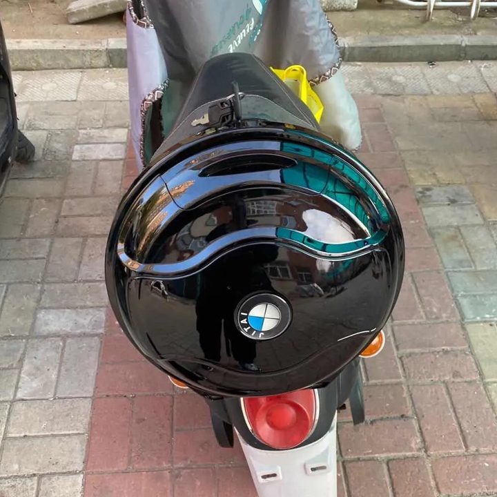 Thùng đồ, cốp đồ gắn đuôi xe đạp điện, xe máy điện