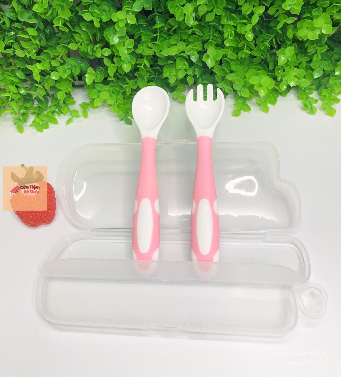 Bộ thìa dĩa tập cho bé ăn dặm uốn dẻo giúp bé tập xúc