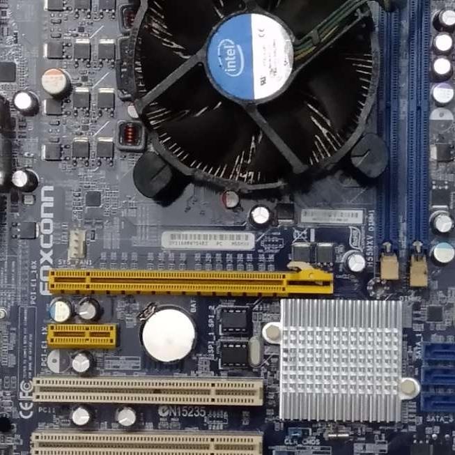 Combo main H55 foxconn MXV hàng nguyên zin,kèm core i3 540.hàng hiếm