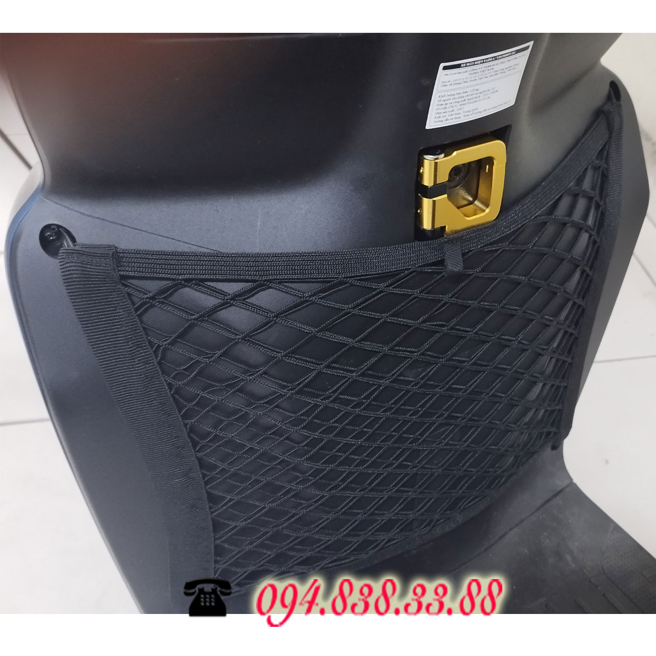 Lưới để đồ tiện lợi gắn cho xe Yadea V002