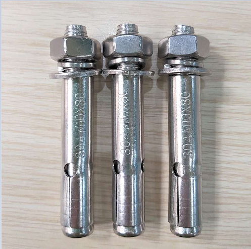 Nở inox, tắc kê nở inox.