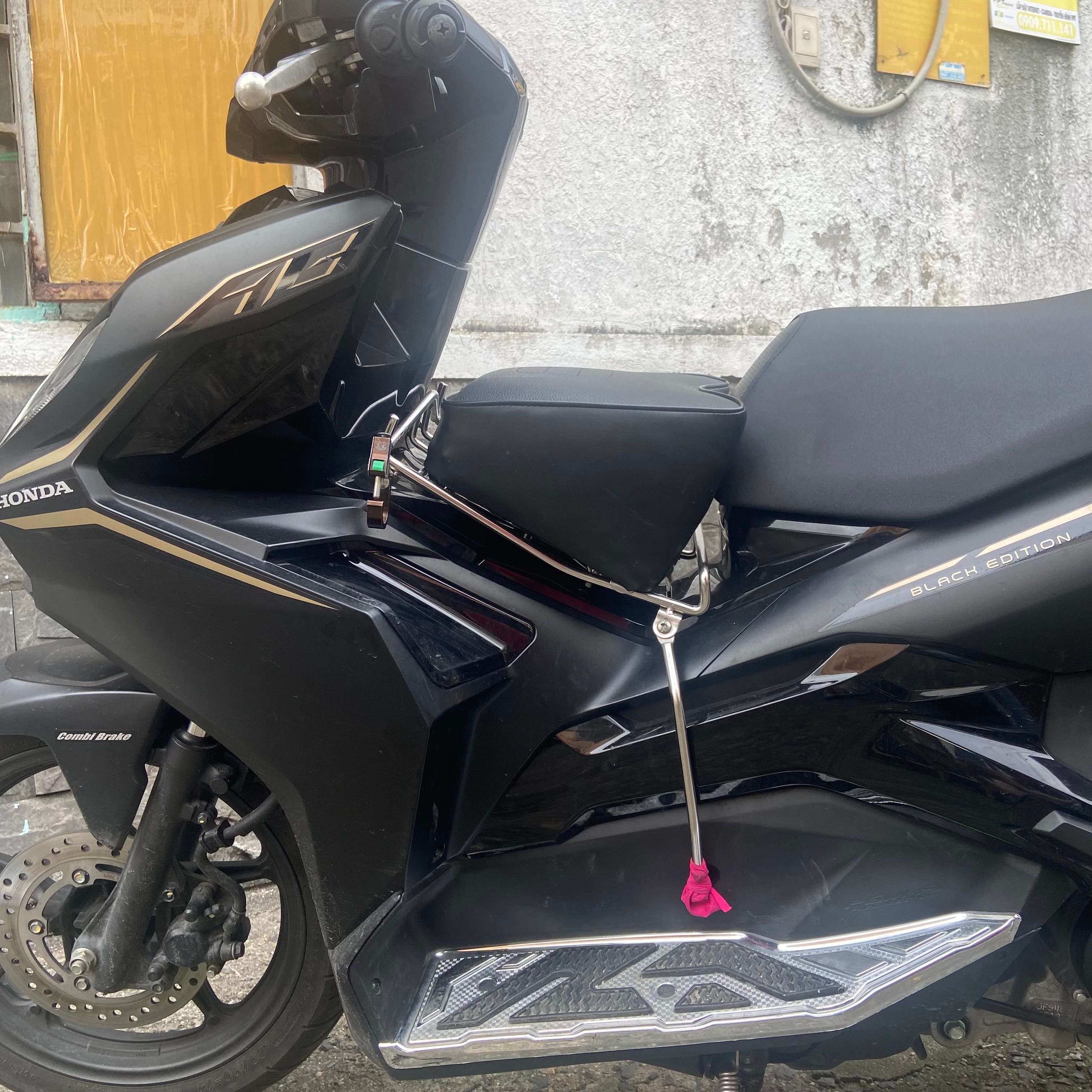 [HCM]Ghế ngồi xe máy cho bé các loại xe Ghế đôn xe máy- In logo hond.a như hình