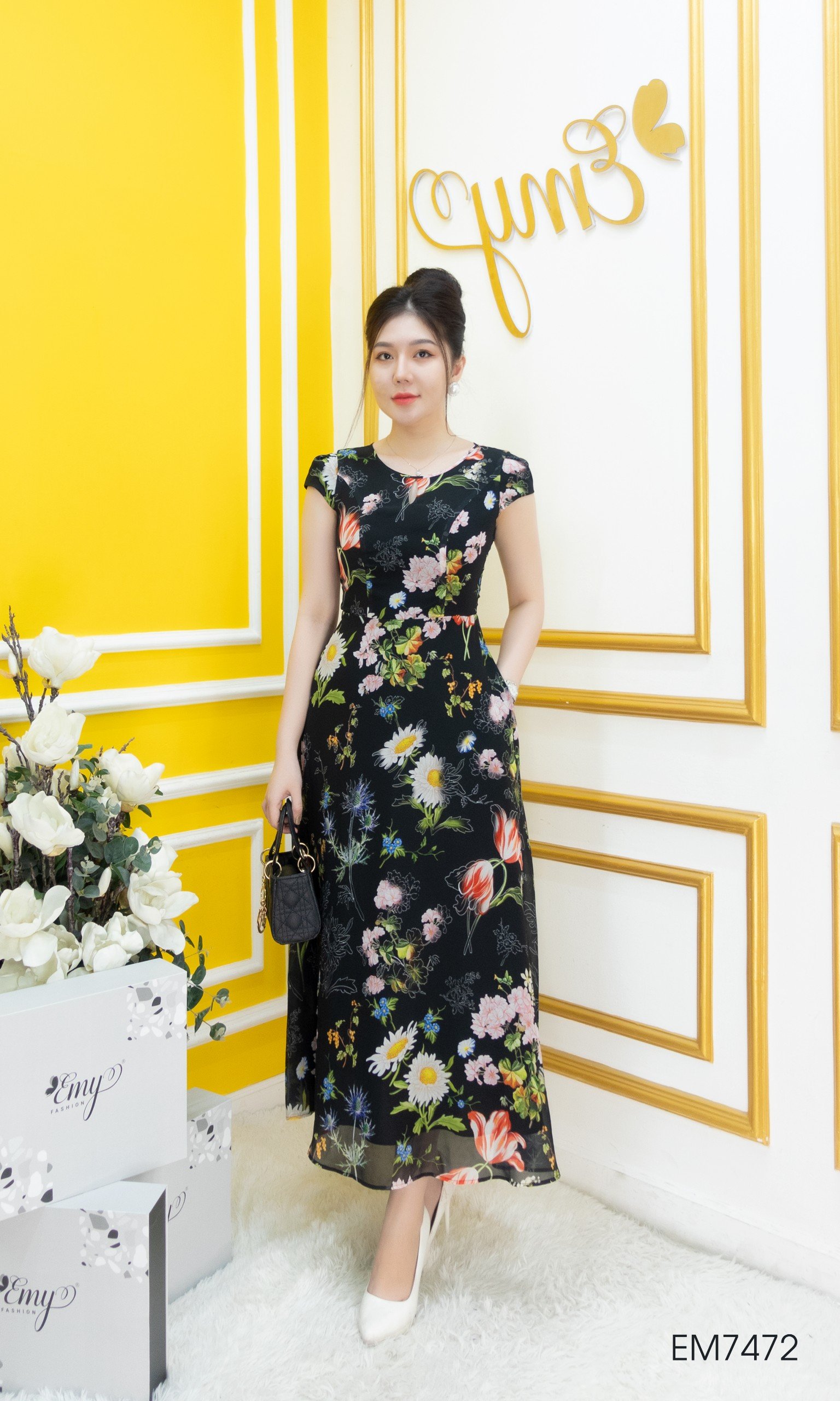Đầm emy em7472 xoè maxi đen tay con