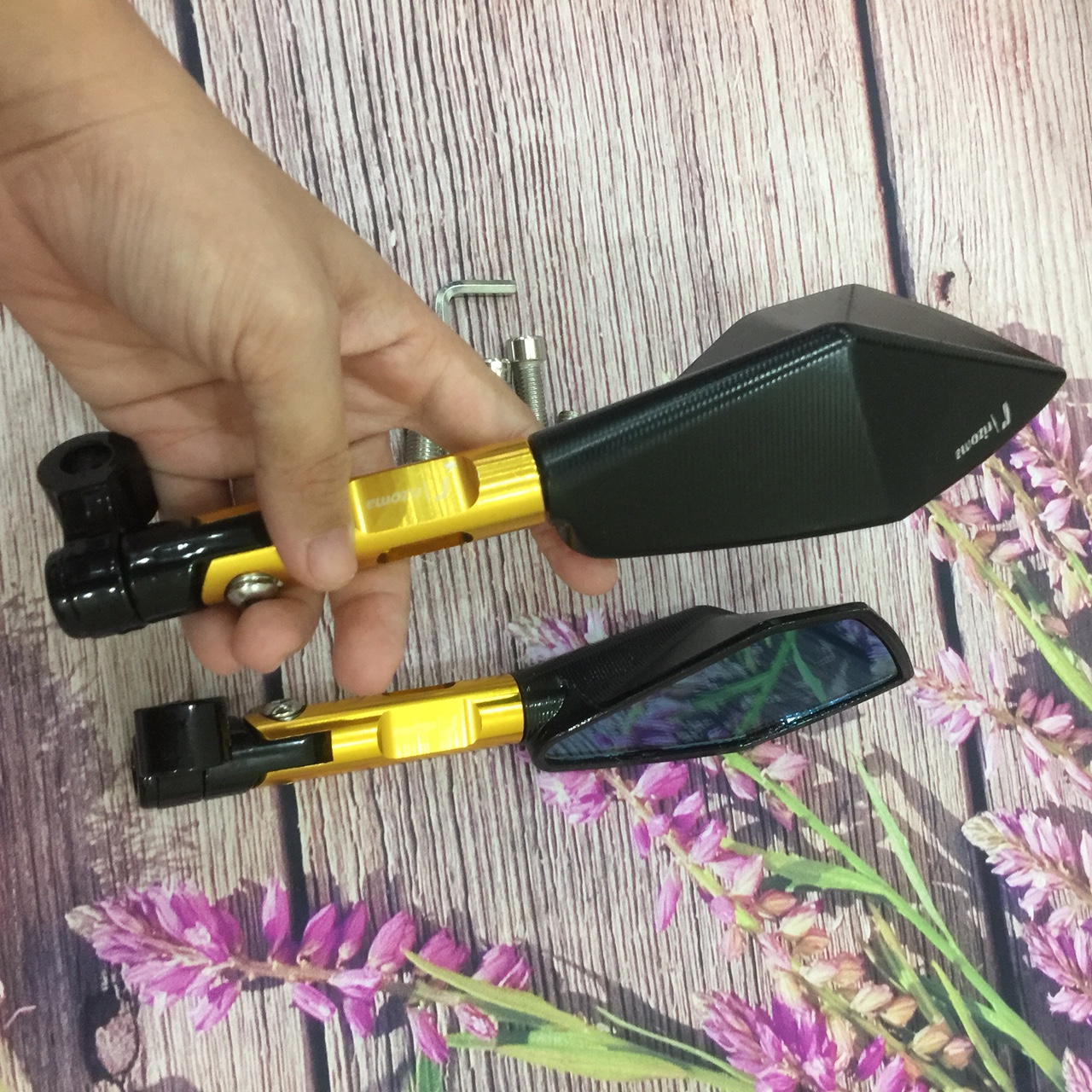 Gương Rizoma 5 cạnh xe máy Exciter, Winner , các dòng xe- màu ngẫu nhiên