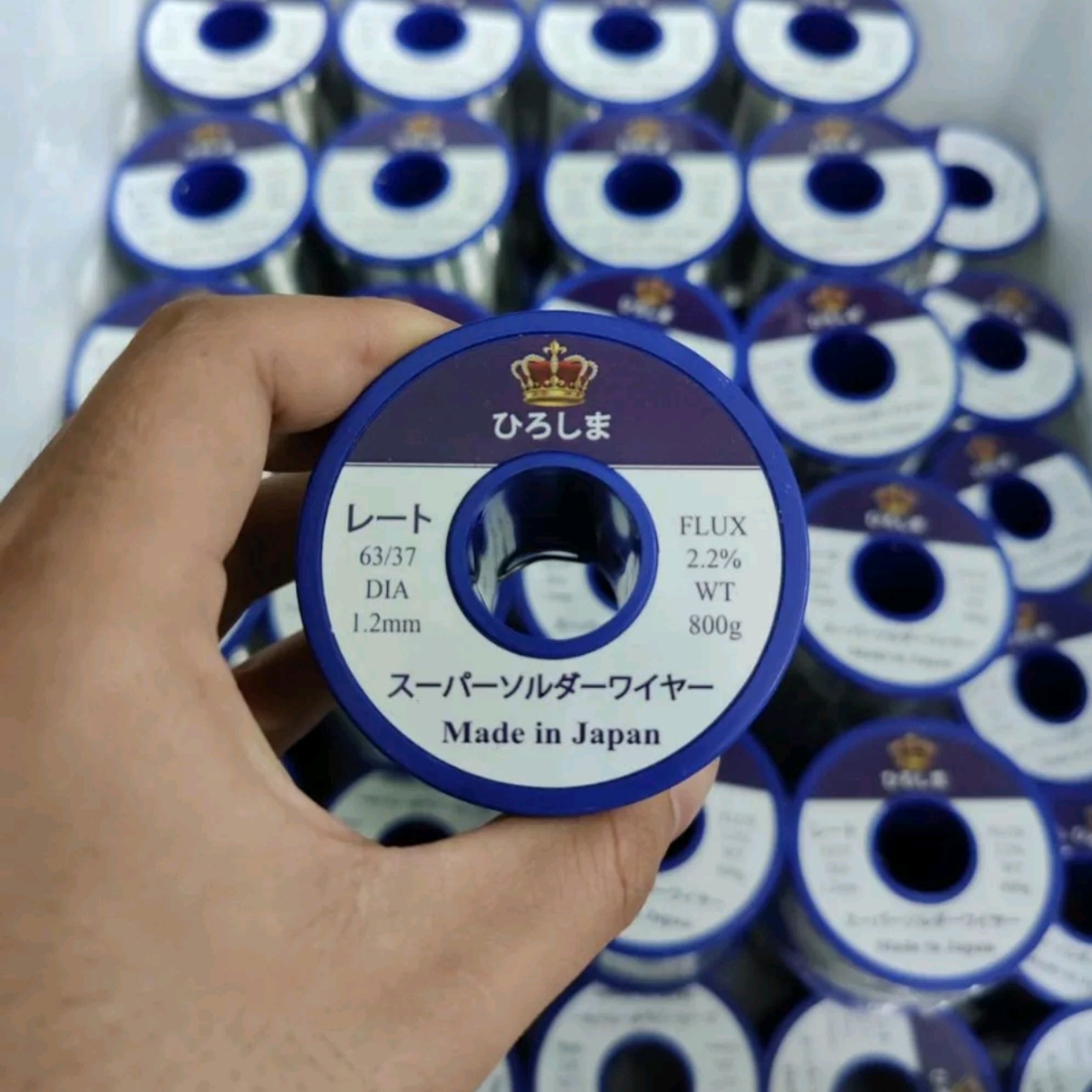 Chì hàn nhật siêu bóng, siêu nhẹ lửa. thiếc hàn hiroshima sakura 1mm chất lượng 63/37 có sẵn nhựa thông trợ hàn trong lõi sợi chì
