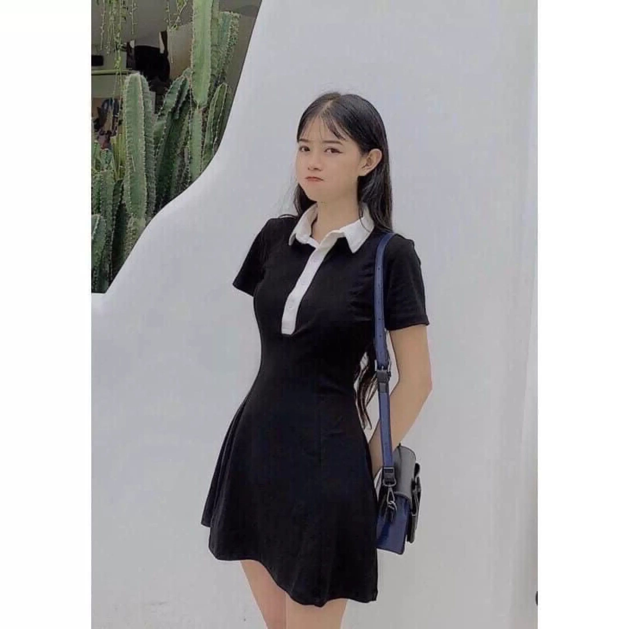 Đầm polo phối cổ trắng năng động