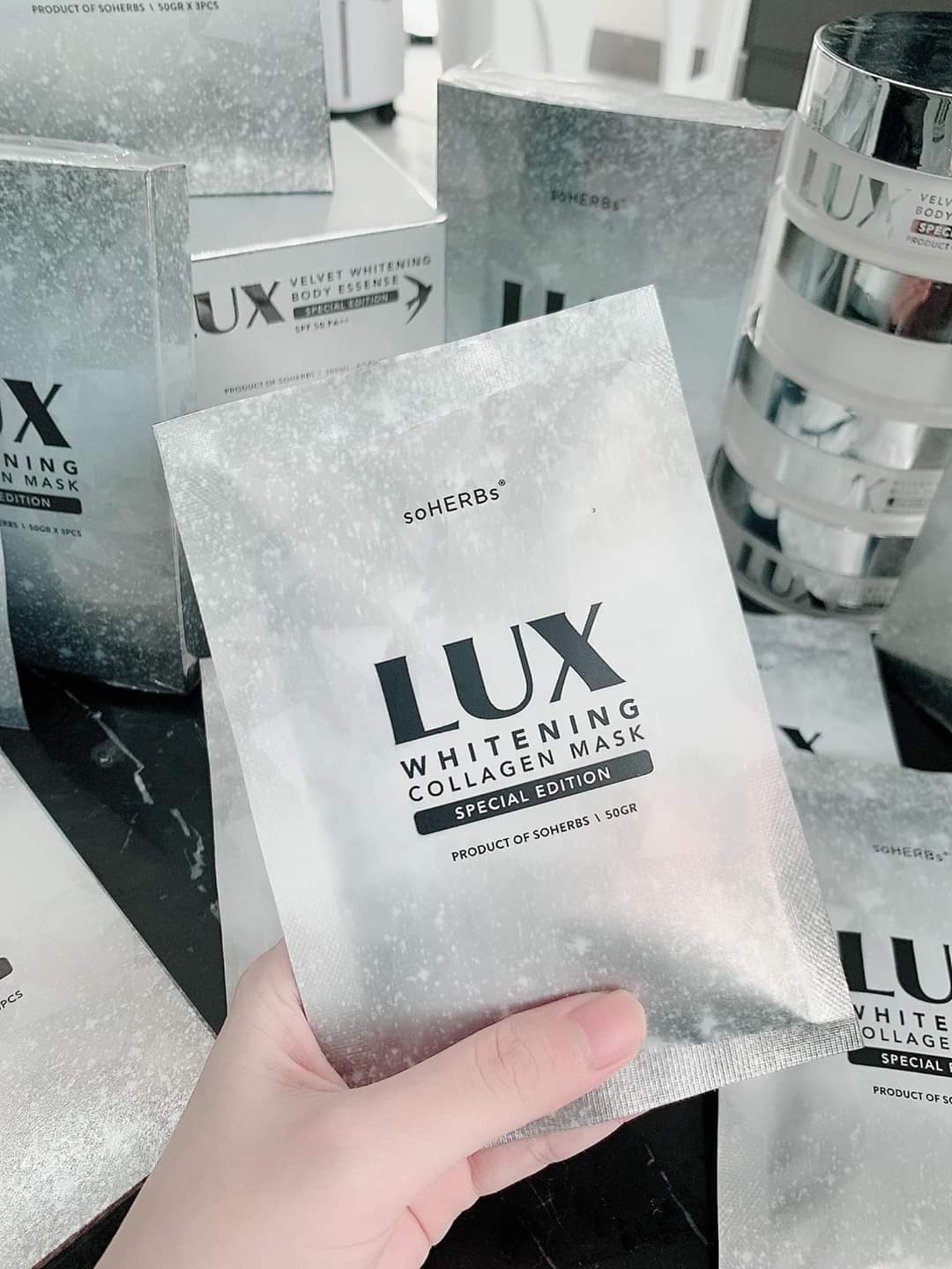 1 gói Ủ trắng da Lux tinh chất yến tươi collagen truyền trắng Lux soHerbs