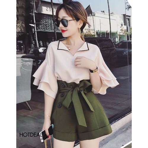 Áo kiểu tay loe cổ bé