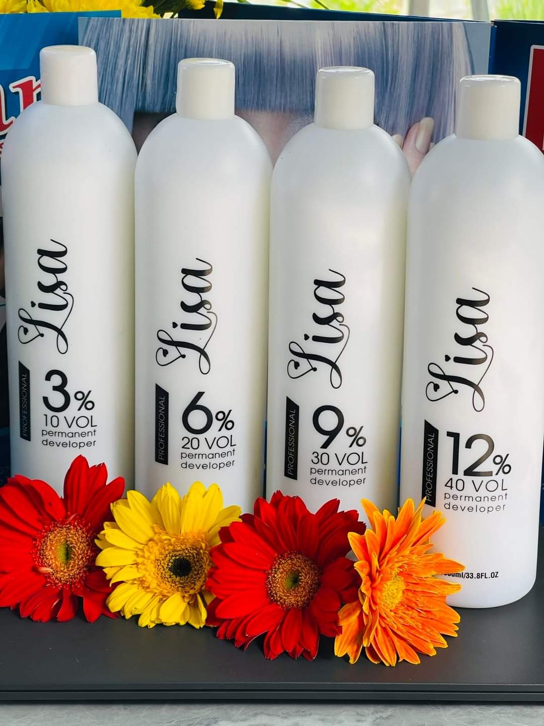 [HCM] OXY TRỢ NHUỘM LISA COLAGEN CHỐNG XÓT DA ĐẦU HƯƠNG BẠC HÀ  3,6,9,12% ( 100ML - 1000ML )