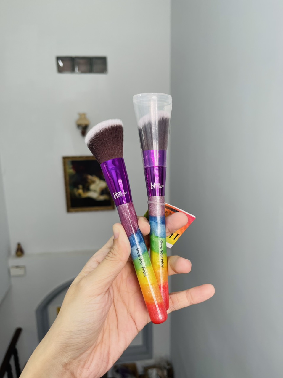 Cọ phấn má – tạo khối it cosmetics x ulta show your pride brush