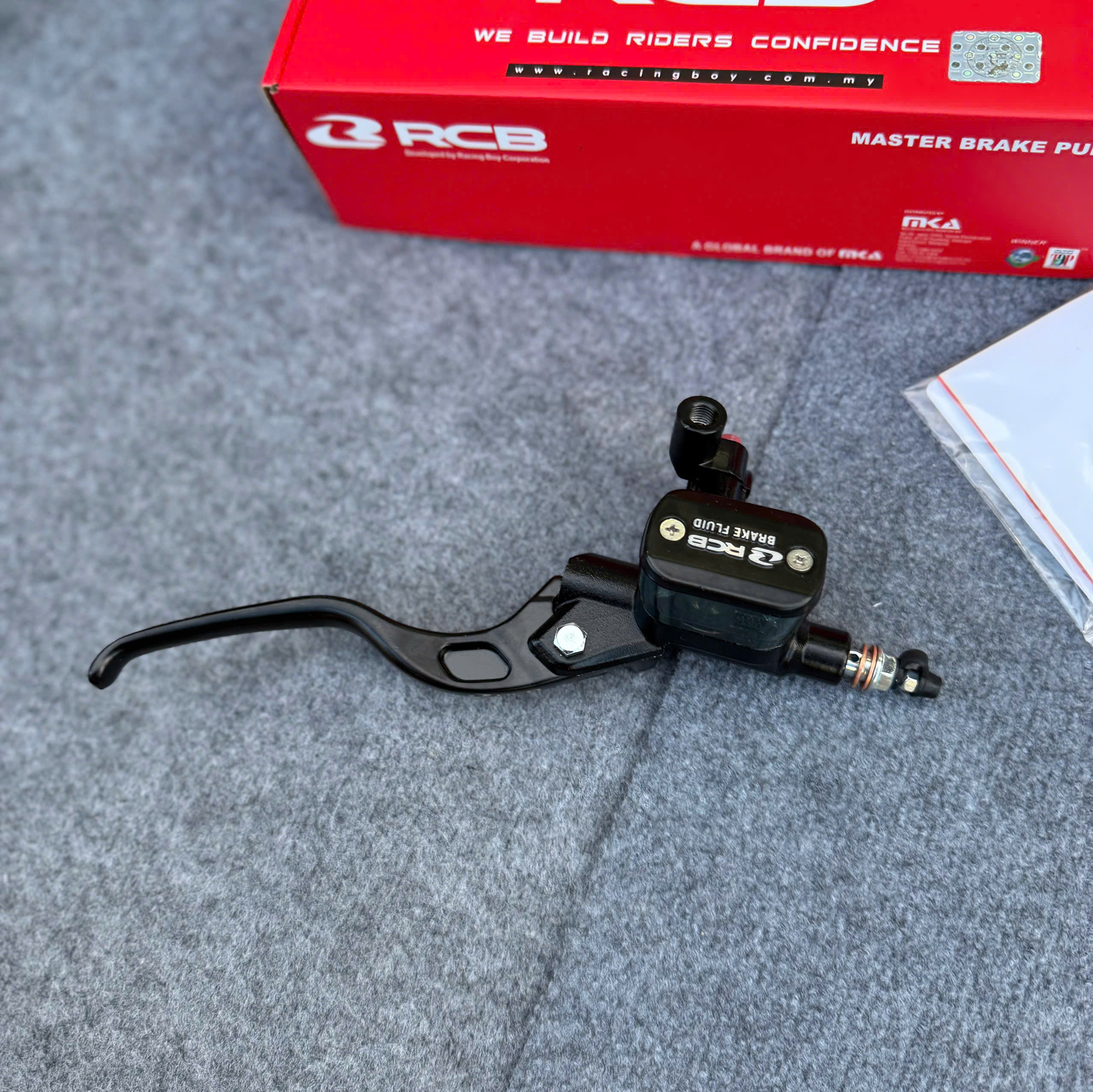  Tay thắng RCB bình dầu vuông E2 14mm lắp đặt nhiều dòng xe 