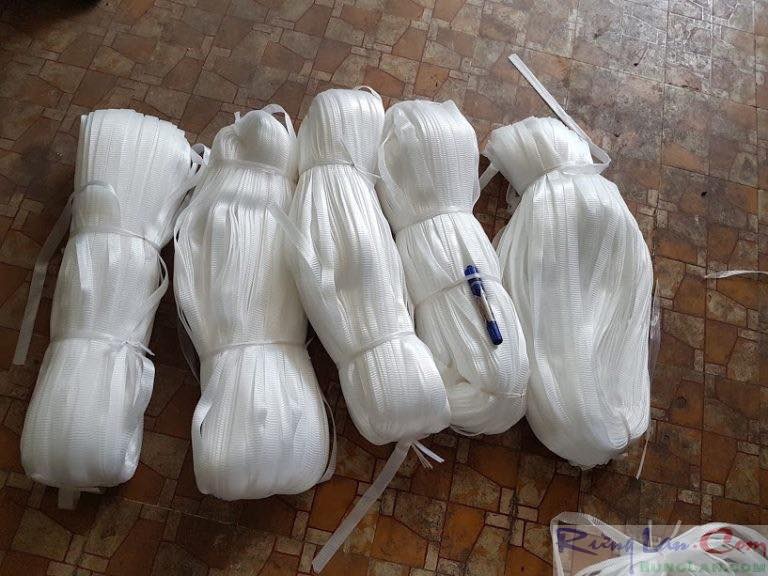 [HCM]Túi lưới đựng phân tan chậm và bao nụ hoa 2cm. (Bó 05kg)