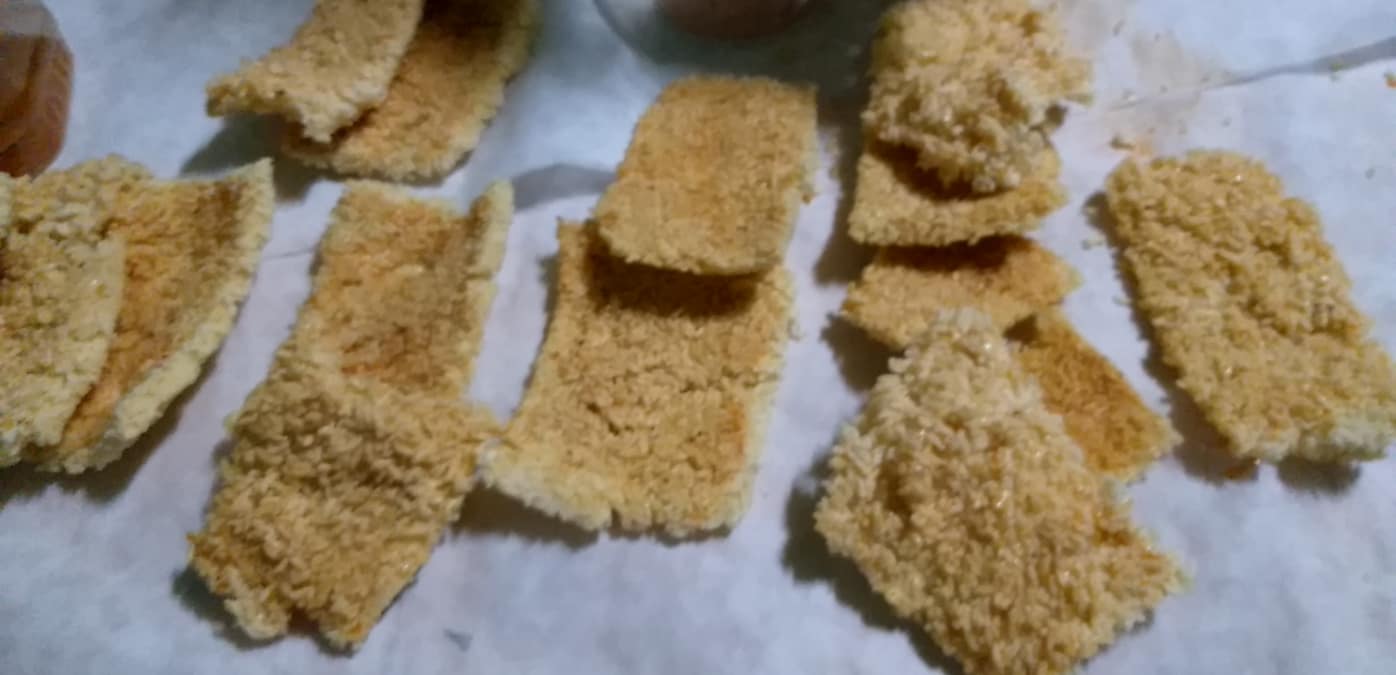 Combo 2 bịch cơm cháy chà bông 1 bịch = 200gr
