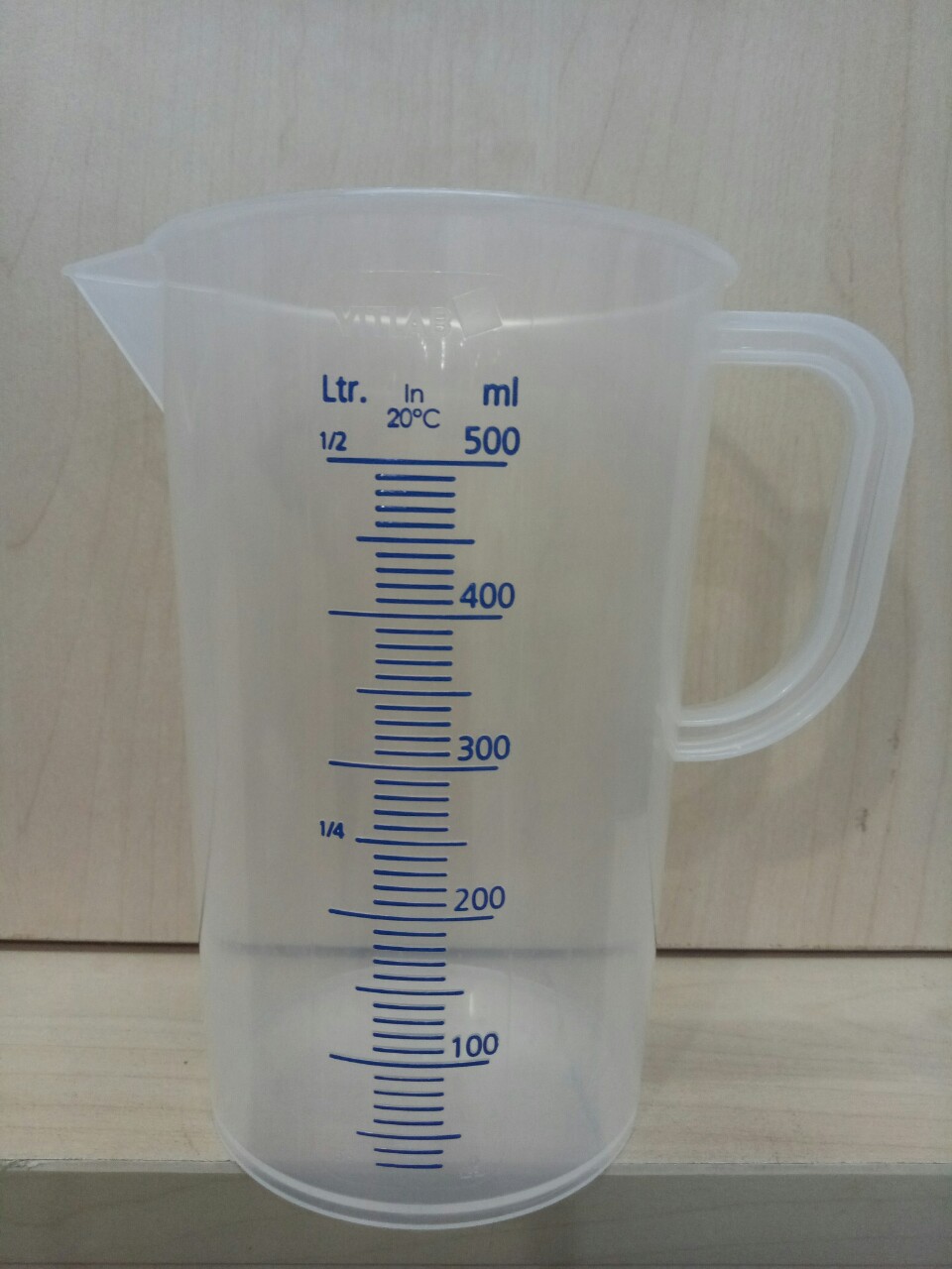 Ca nhựa PP vạch nổi xanh 500ml VITLAB