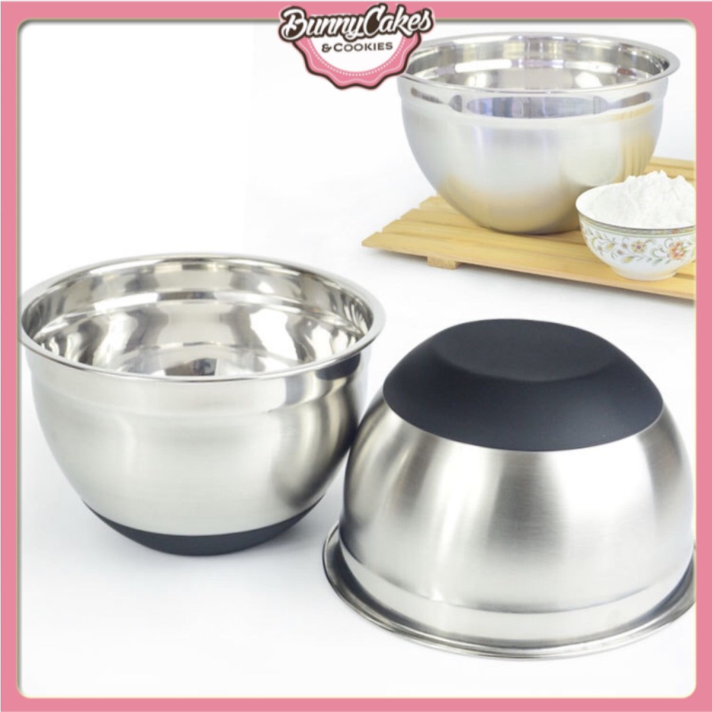 Tô trộn bột Inox có đế Silicon màu xanh chống trượt Âu trộn bột inox đường kính miệng 18cm