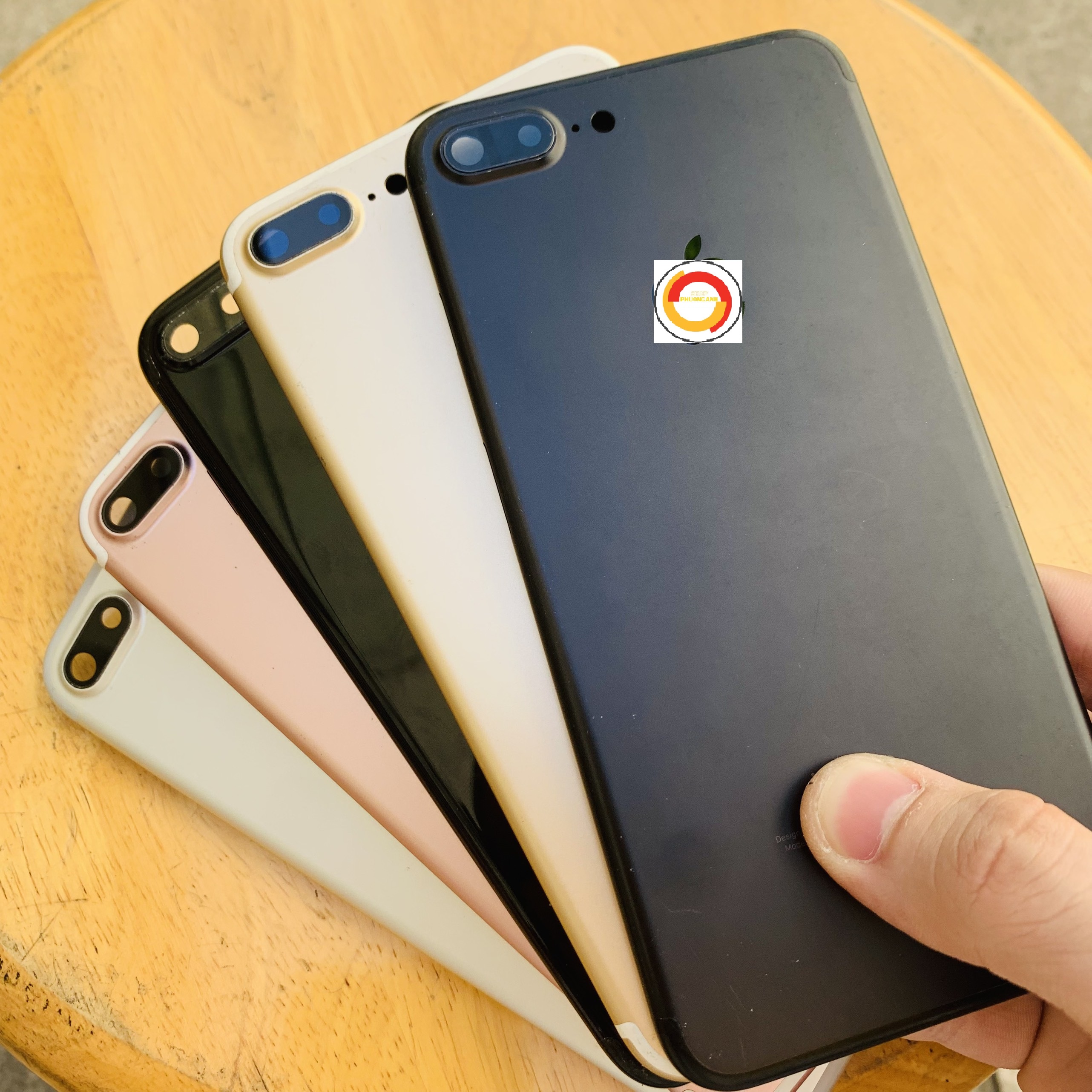 Vỏ zin thay thế dành cho điện thoại 7Plus màu đen nhám, đen bóng, vàng, hồng, trắng