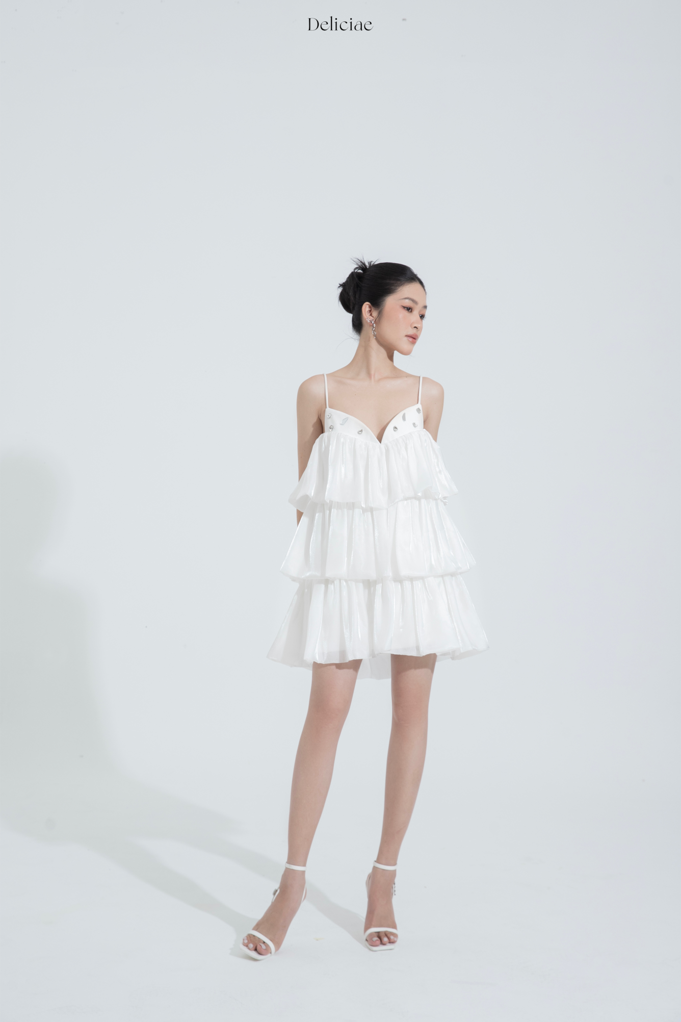 Vanie dress - đầm xòe xếp tầng đính đá