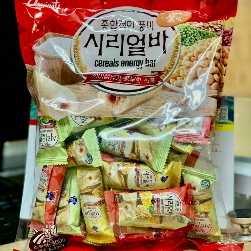 Bánh ngũ cốc yến mạch dinh dưỡng Dominate 5 loại đậu - Bịch 300 Gr