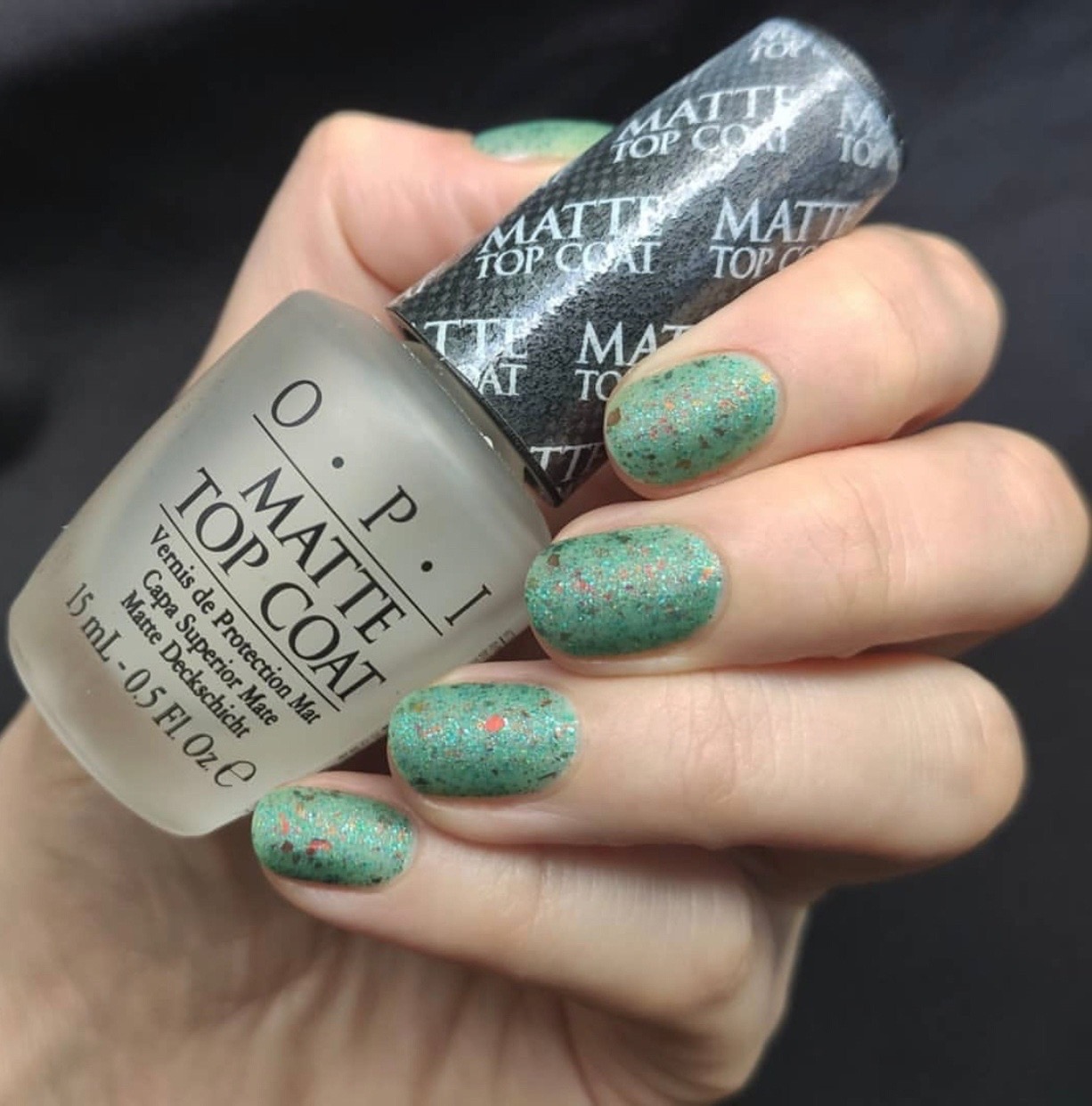 Nước phủ lì opi: matte top coat