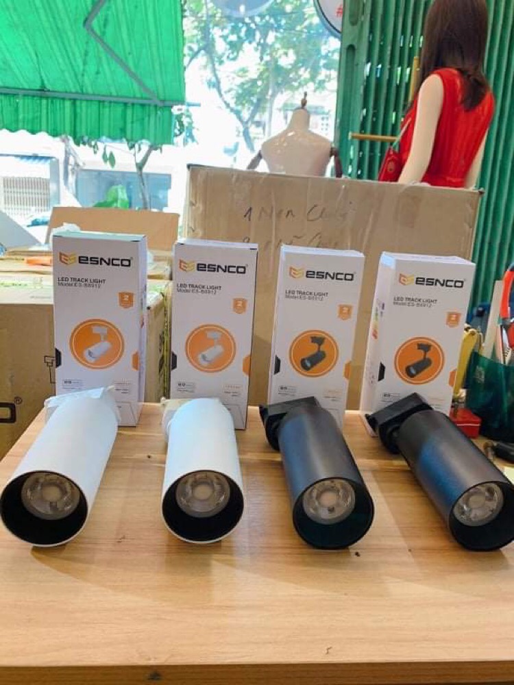 Commbo 3 đèn rọi 20w tặng kèm thanh ray 1m