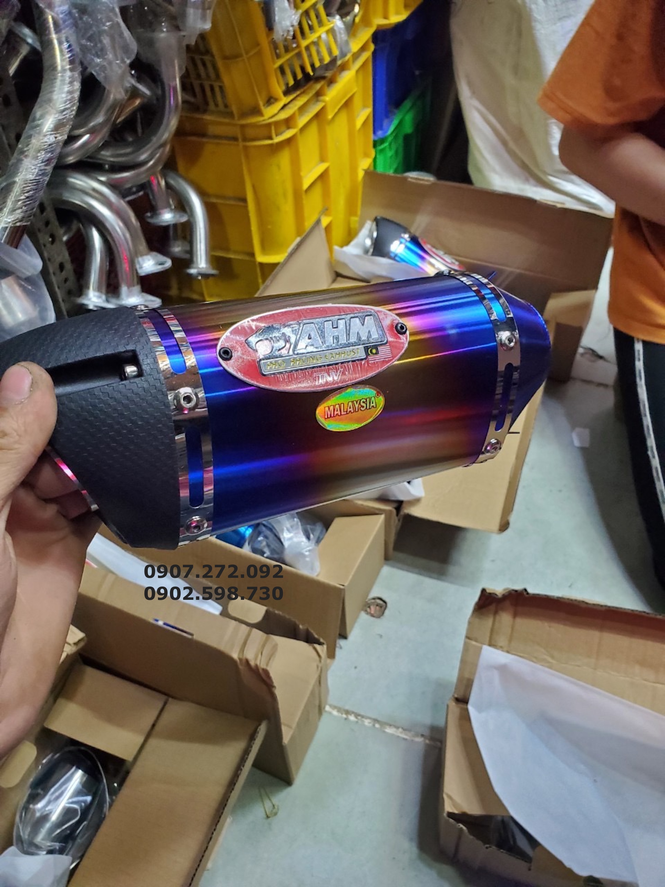 [HCM]Pô lon AHM M3 zin nhập khẩu kèm phụ kiện thông dụng các loại xe máy