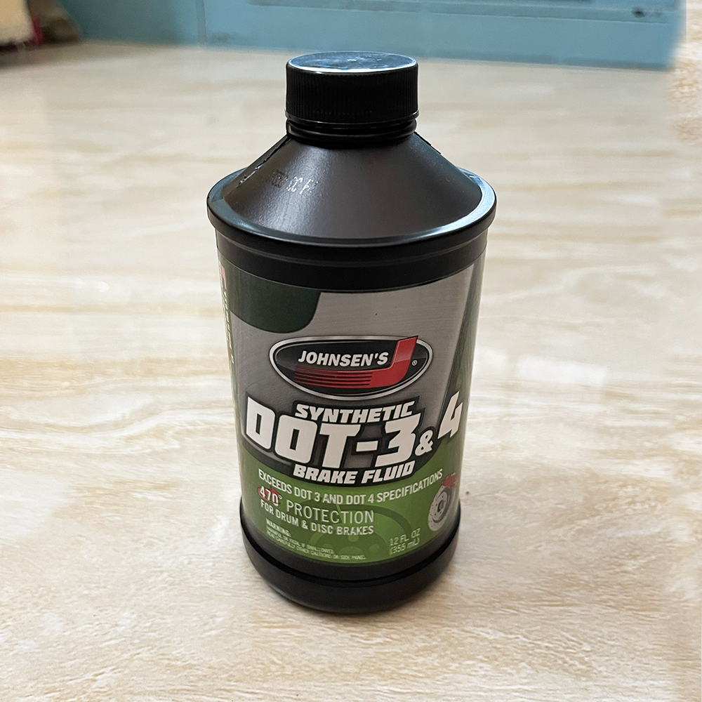 Dầu Phanh Chịu Nhiệt DOT 4 Johnsen 355ml (Màu Vàng)
