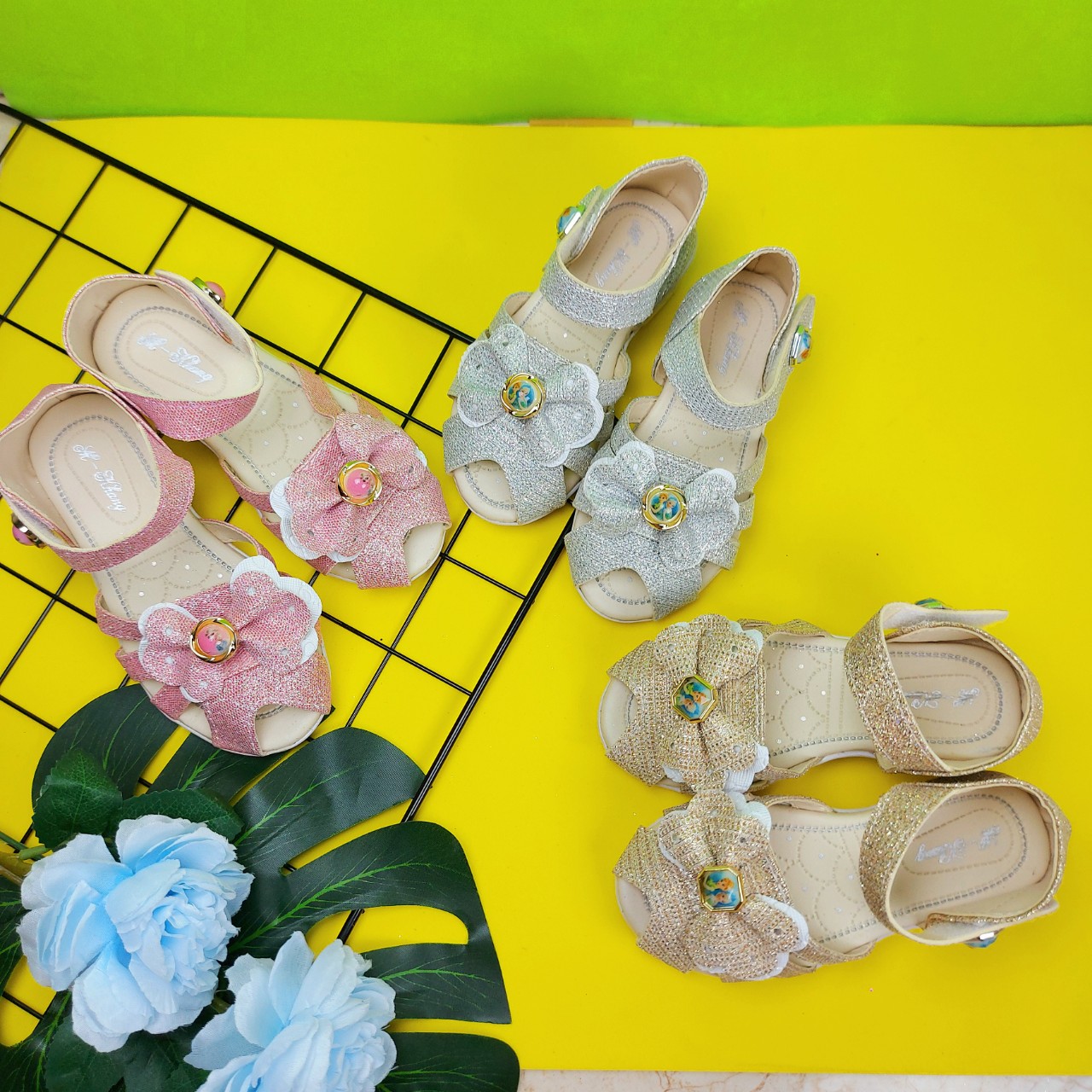 Sandal bé gái elssa siêu xinh cho bé