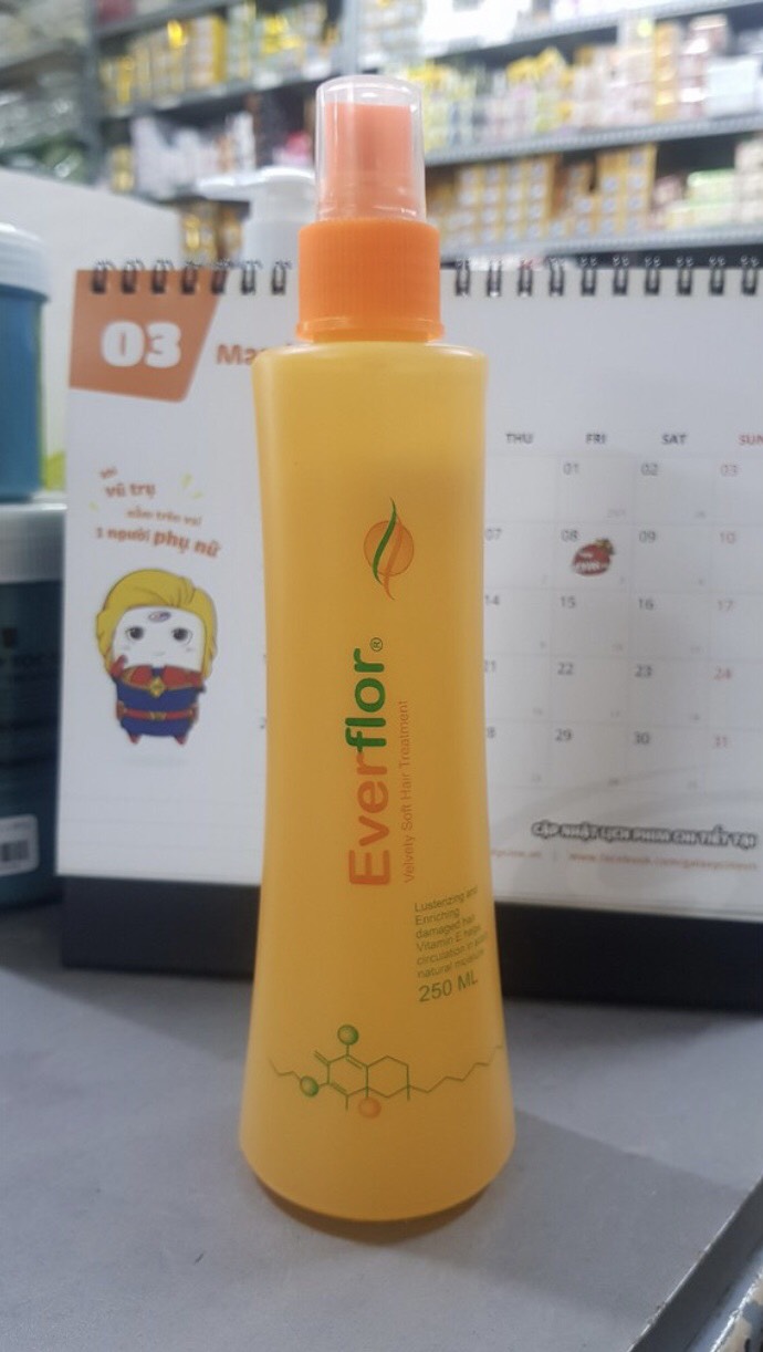 Xịt dưỡng tóc Everflor vàng 250 ml
