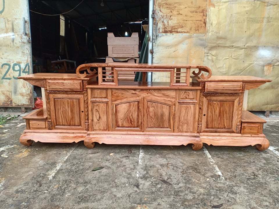 Kệ tivi gỗ hương đá 2m4