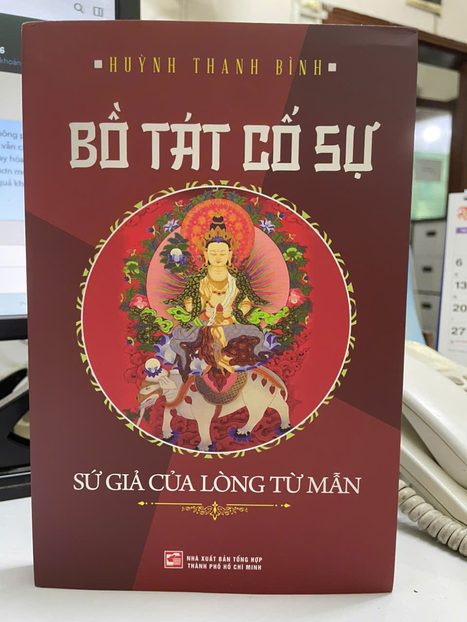 sách Bồ tát cố sự - sứ giả của lòng từ mẫn