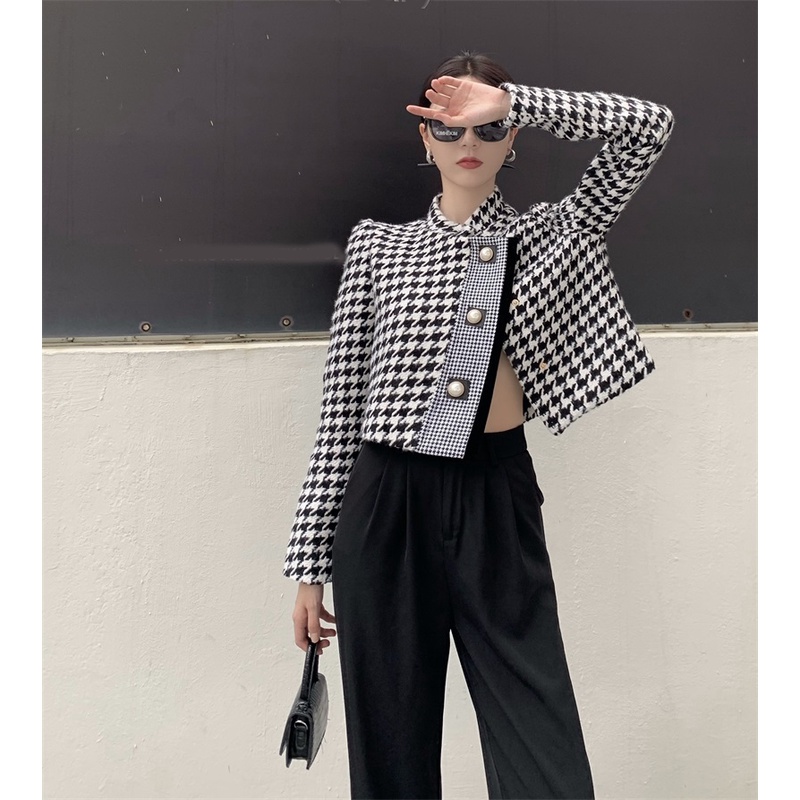 Áo dạ tweed nữ kẻ cánh én thương hiệu quynh design