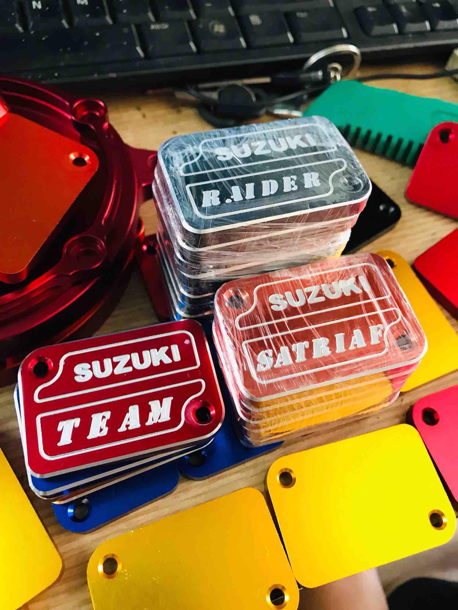 [HCM]Nắp bình dầu Suzuki Satria Fi Raider Fi