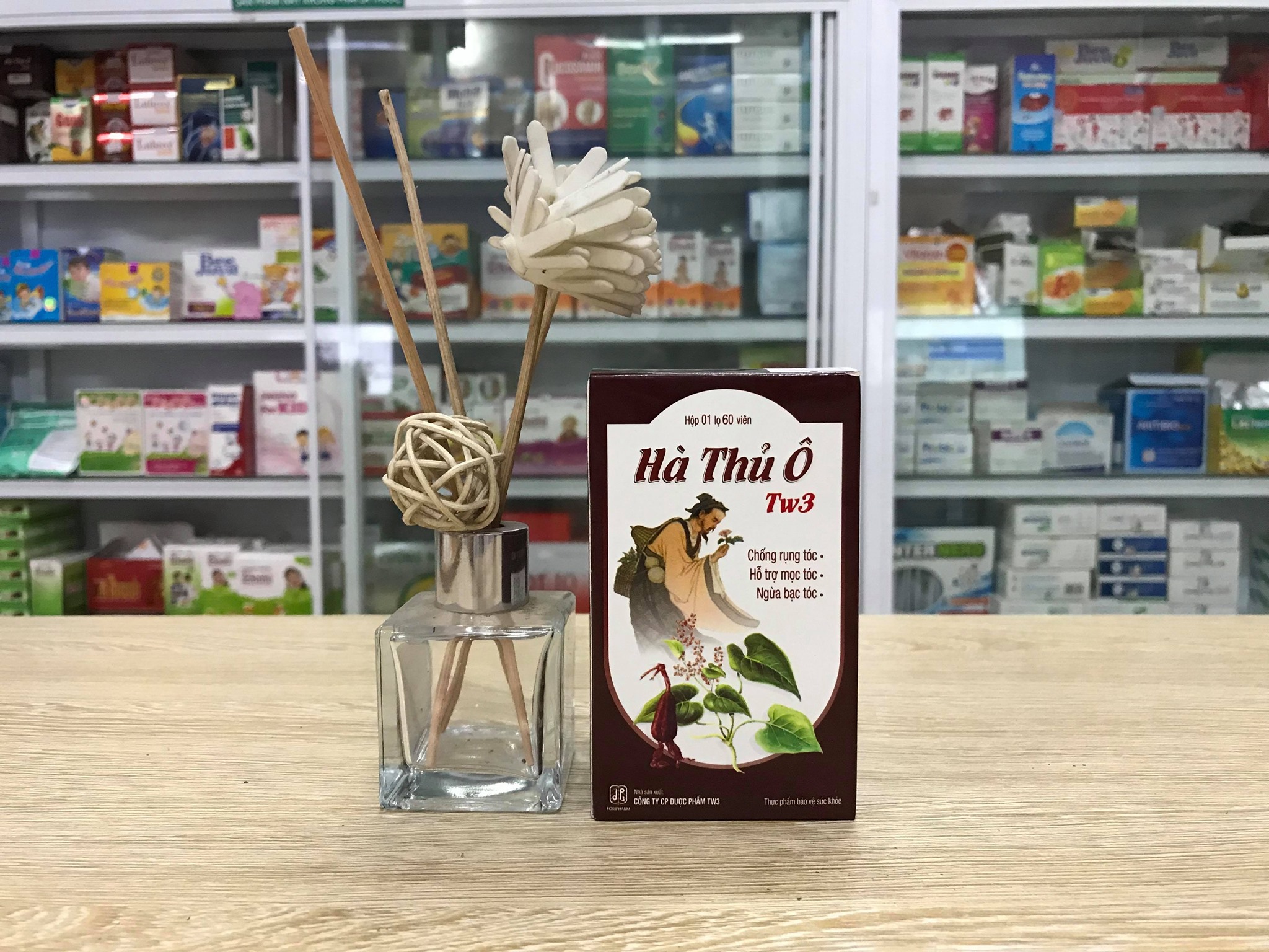 Hà Thủ Ô TW3 Ngăn Ngừa Bạc Tóc, Giảm Rụng Tóc. Hộp 60 Viên