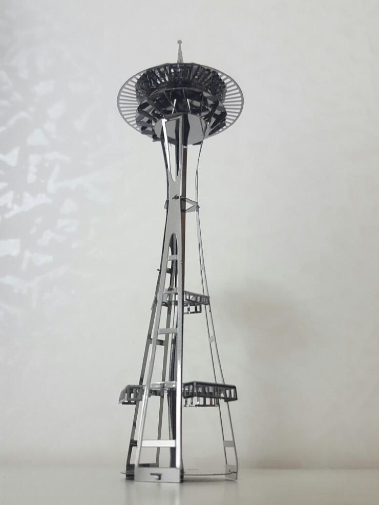 Mô Hình Lắp Ráp 3D Kim Loại Toà Tháp Space Needle - Washington [Chưa Lắp]