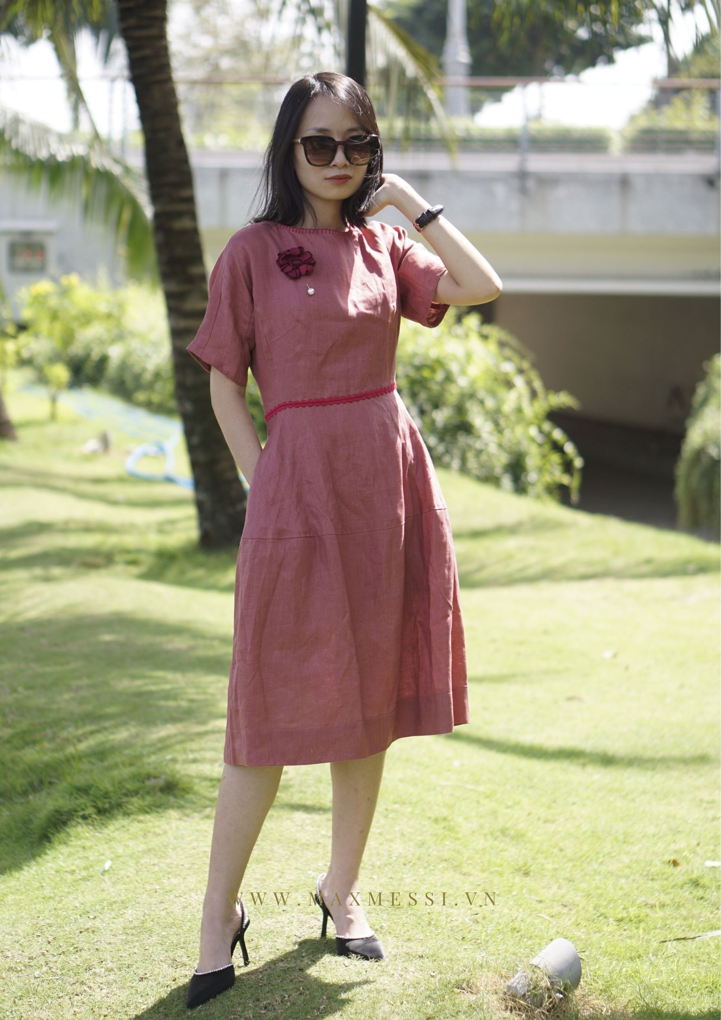 Đầm linen thêu tay ariel - maxmessi