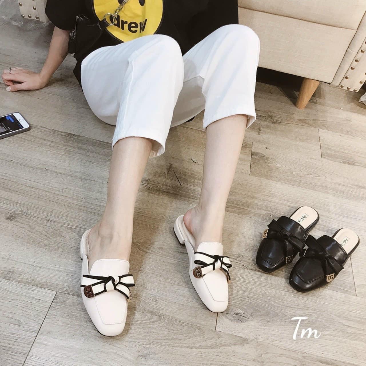 Giày sục da mịn mũi vuông nơ d.g - 2p