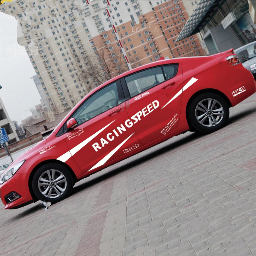 Tem xe ô tô phong cách thể thao TS026