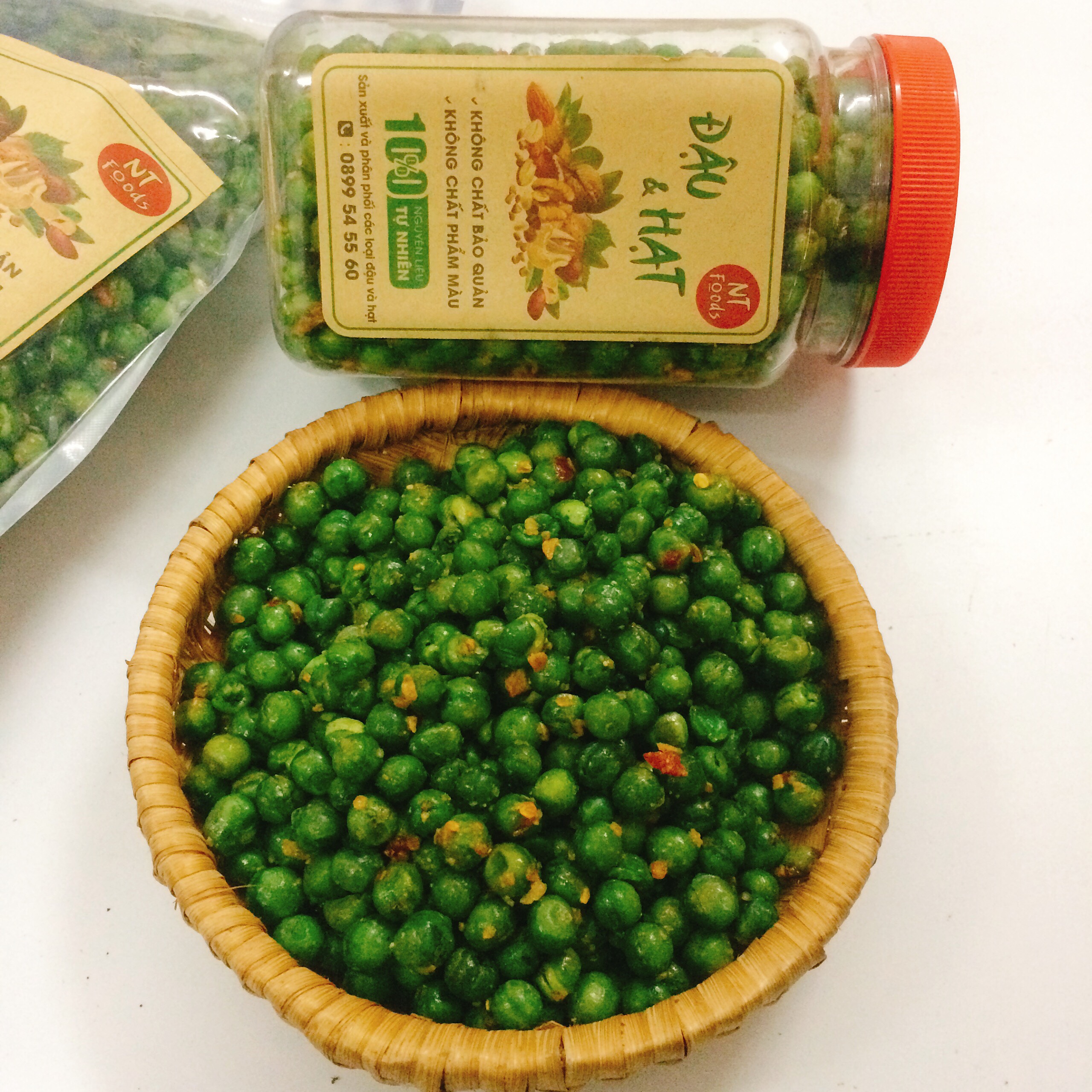 500gr đậu phộng tỏi ớt và 500gr đậu hàn lan sấy giòn