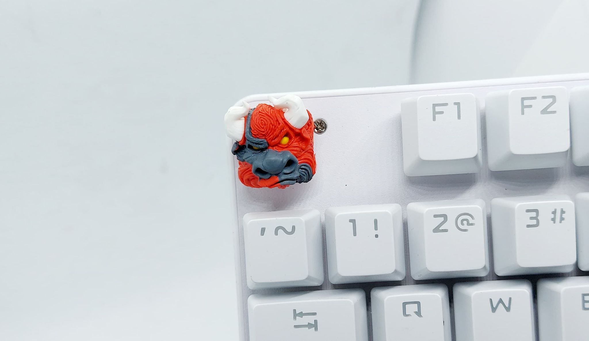 Keycap bò bull clone tone xám trắng cam trang trí bàn phím cơ gaming
