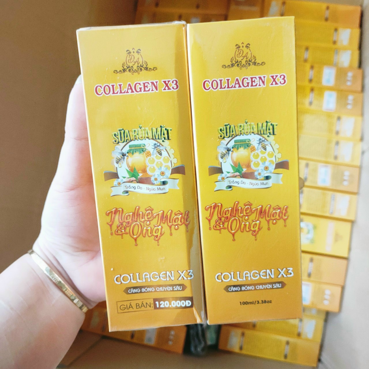 Sữa rửa mặt collagen x3